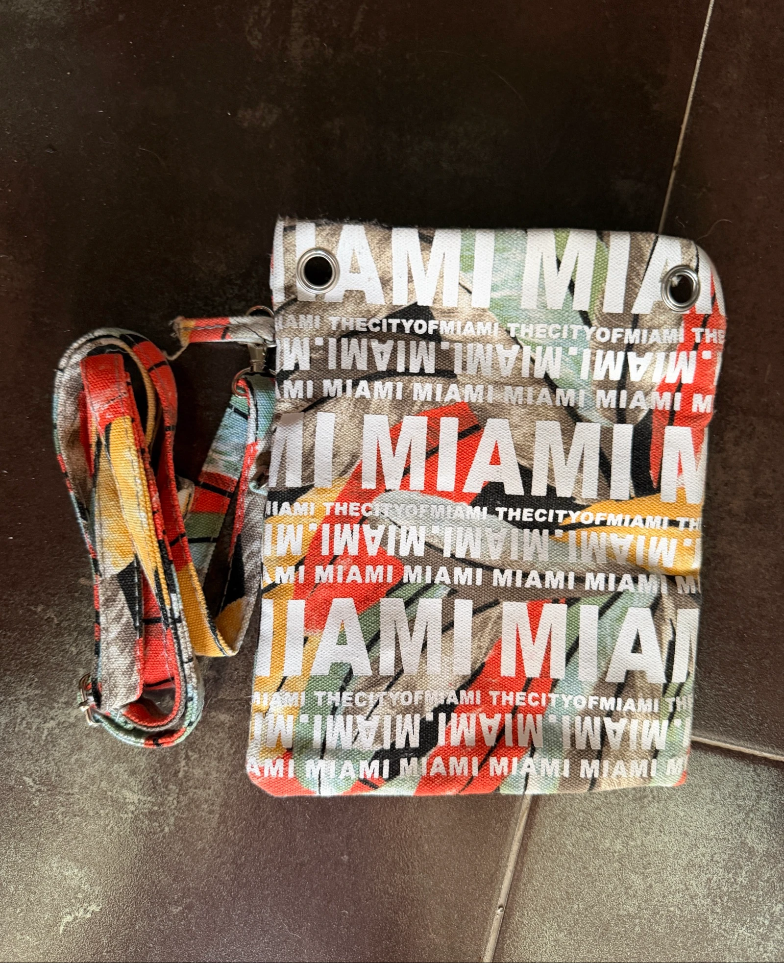 Tas – photo 2